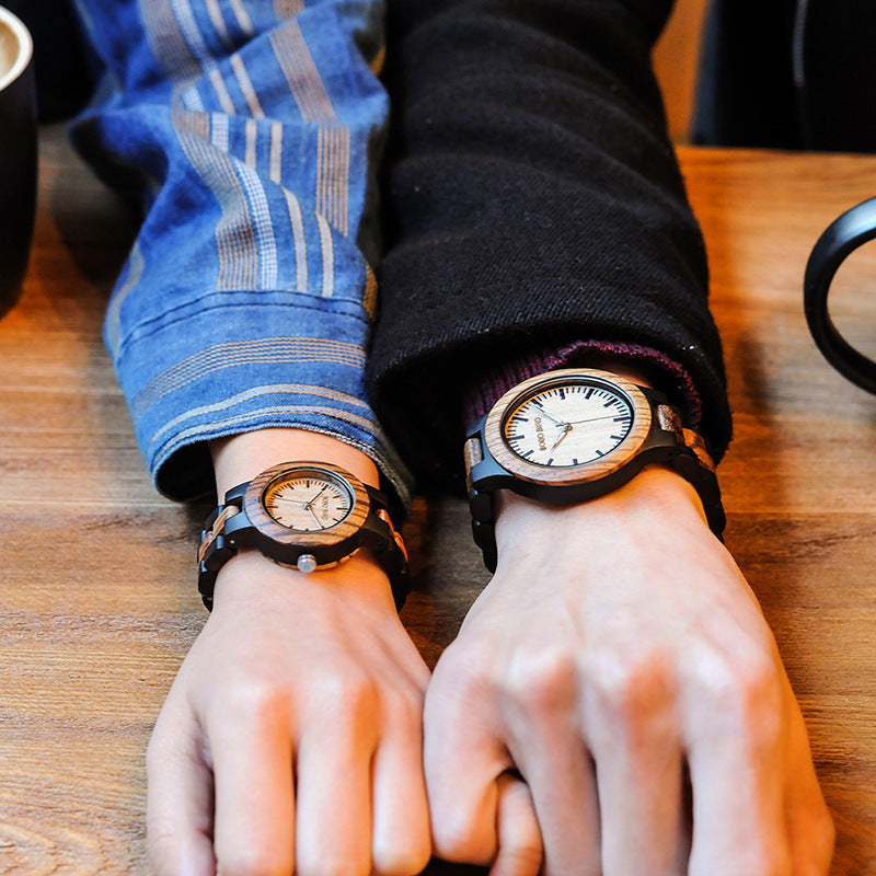 Wooden couple watch