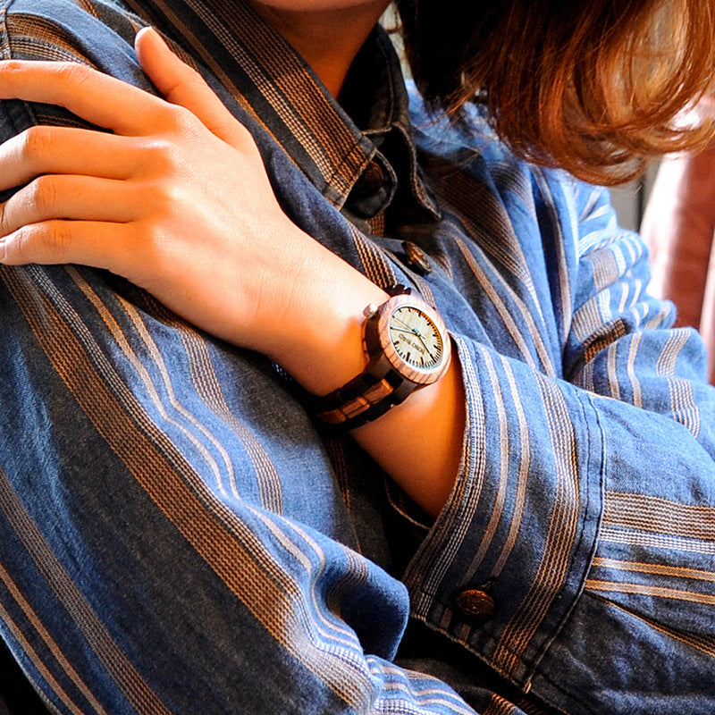 Wooden couple watch