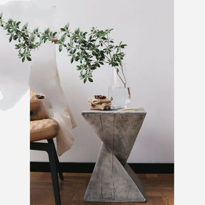 Nordic Design Edge Table, Minimalist Geometric Coffee Table